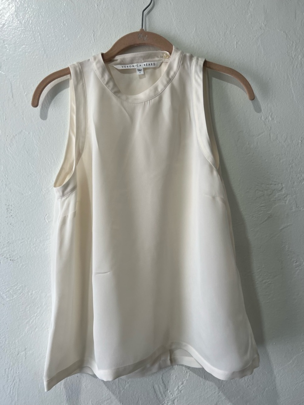 Veronica Beard Ivory 100% Silk Sleeveless Slip back top blouse